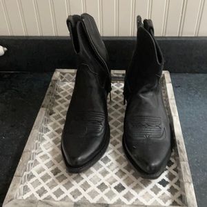 Like new Liberty Black boots